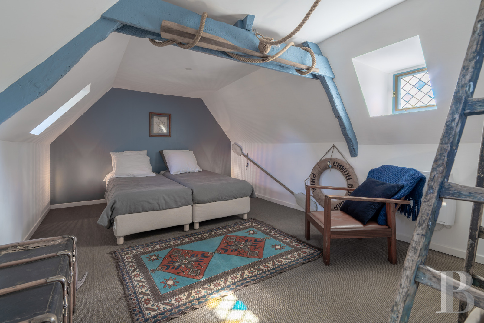 A 17th century manor house with a walled garden, in the heart of the village of Lanildut on the tip of Finistère - photo  n°29